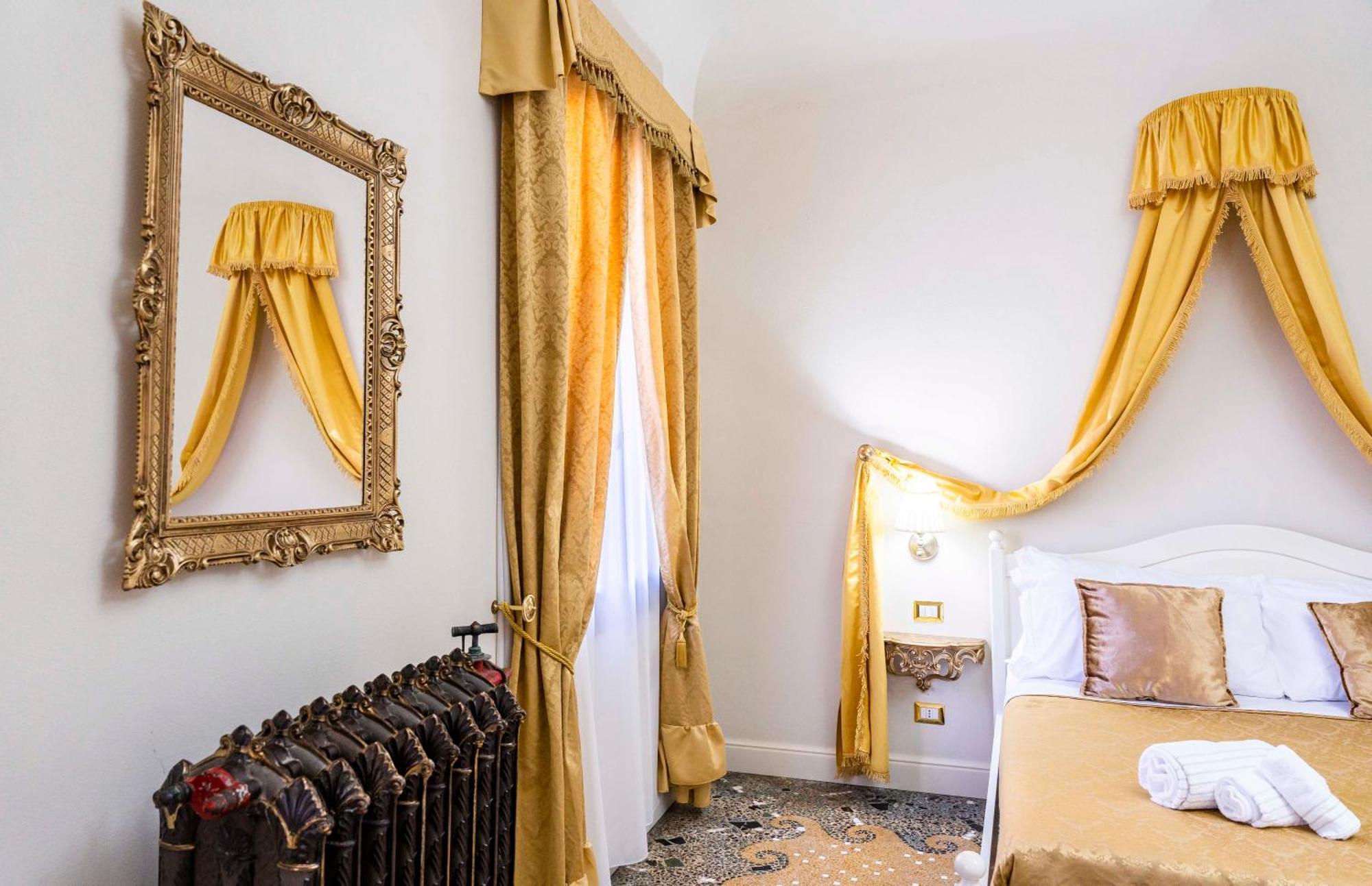 Palazzo Titti Rialto Suites Венеция Екстериор снимка