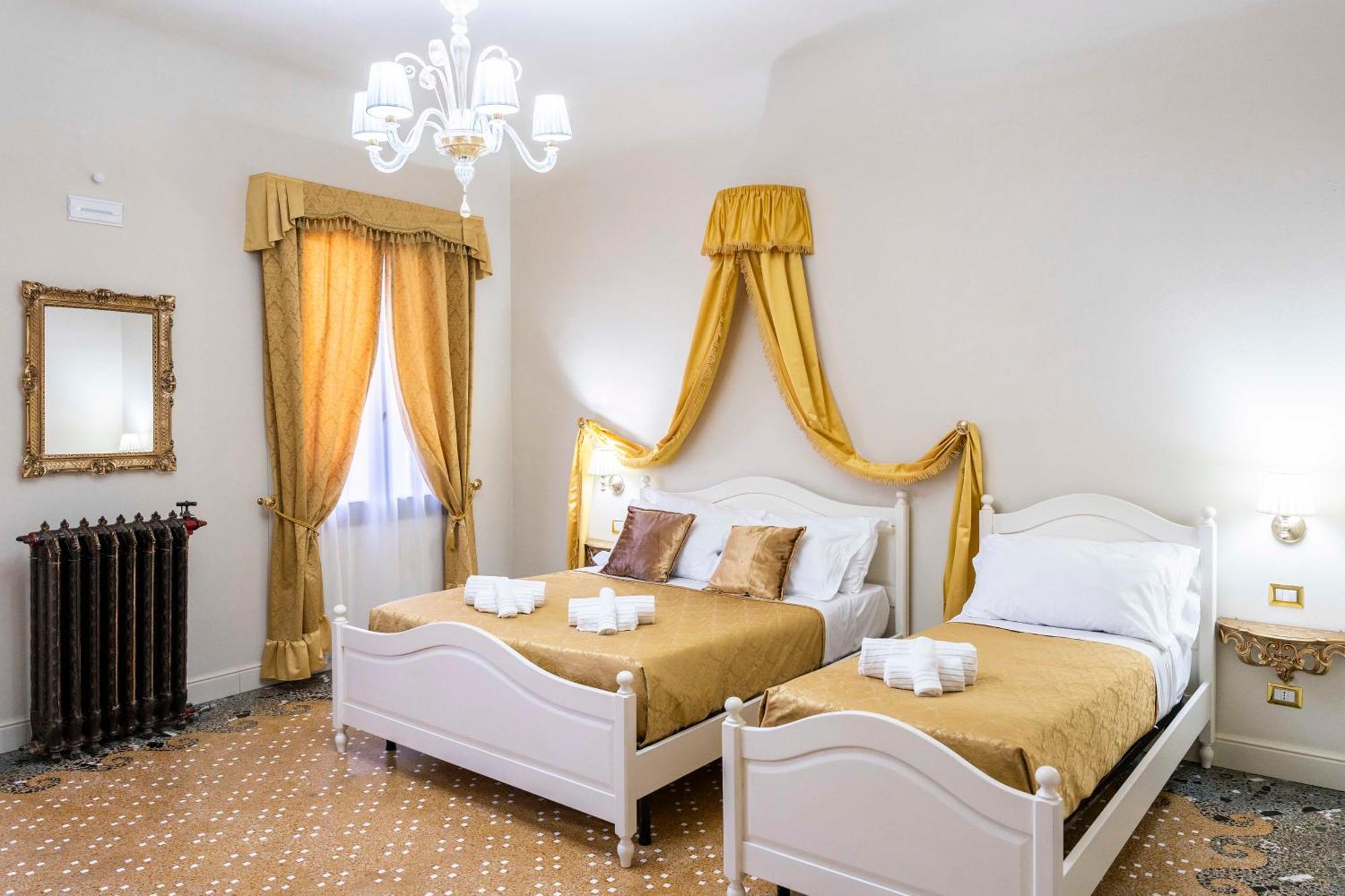Palazzo Titti Rialto Suites Венеция Екстериор снимка